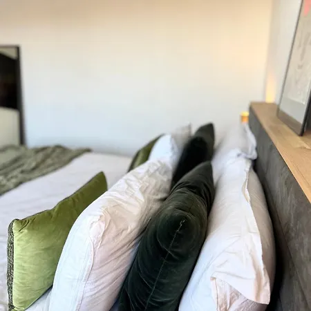 Modern & - Oerlikon Privat bolig